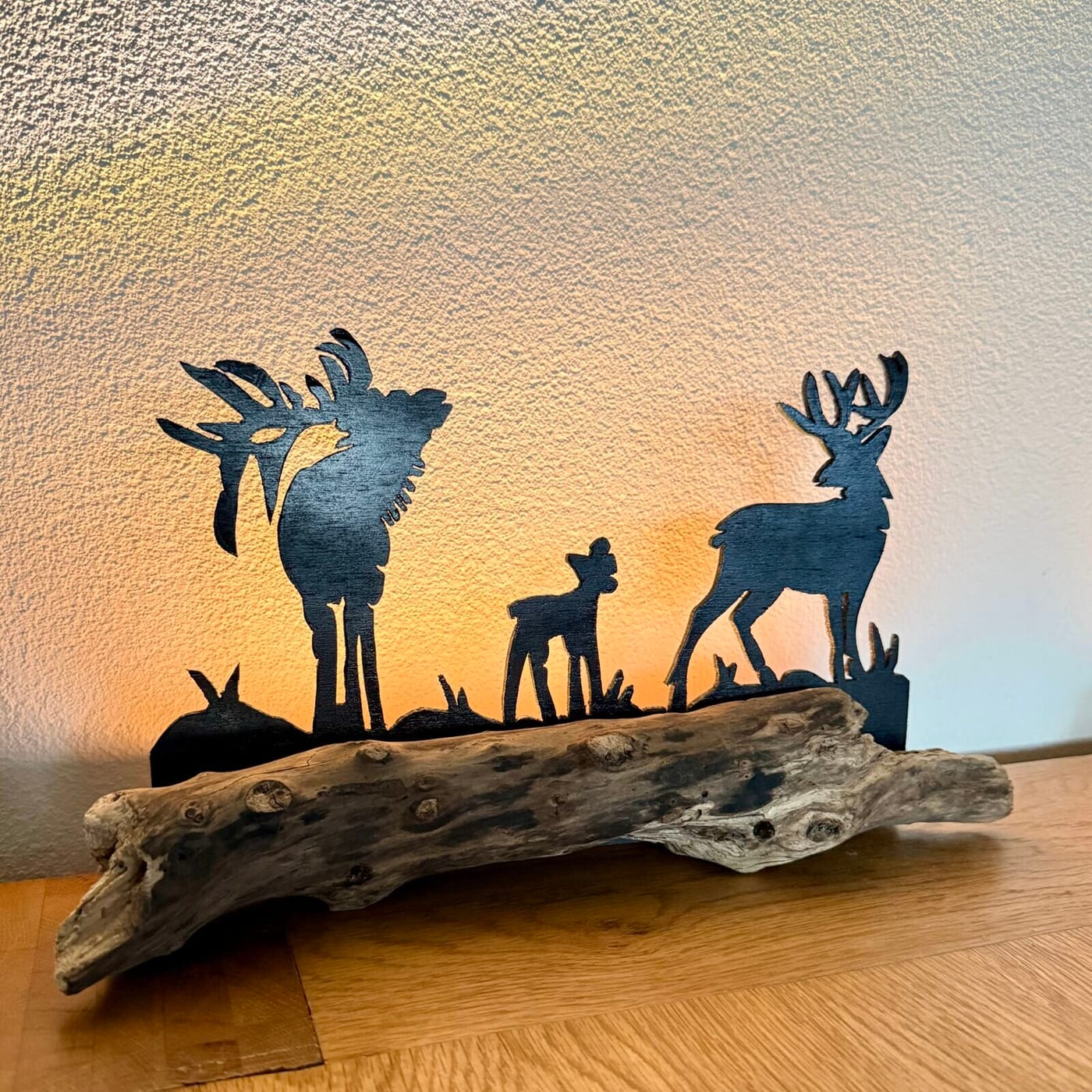 Leuchtbild aus Holz mit LED, Variante Gross beleuchtet